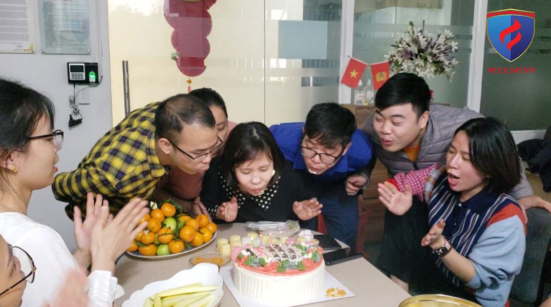 Công ty TNHH PCCC và CNCH Việt Nam tổ chức sinh nhật cho nhân viên tháng 1