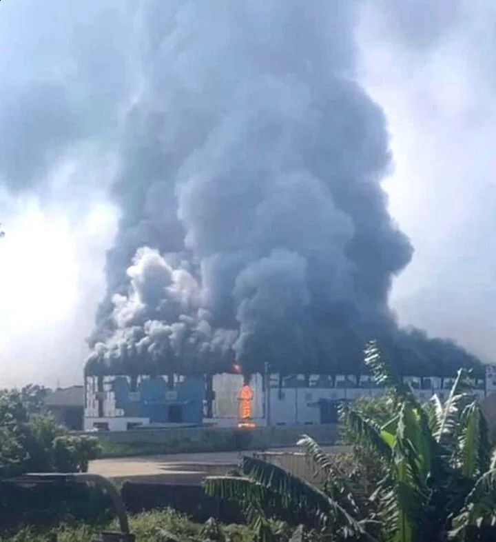 Cháy lớn nhà máy tại khu công nghiệp tại Nghệ An