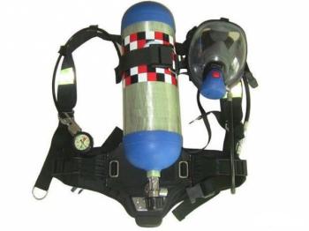 Bình dưỡng khí và mặt nạ 